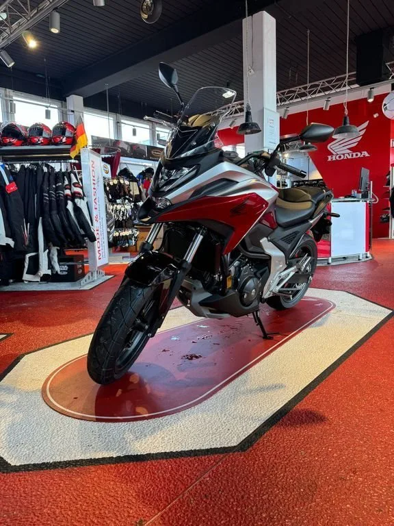 Honda NC750X DCT