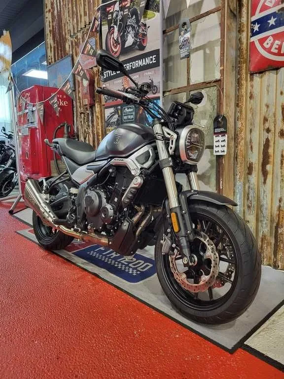 Voge 500AC