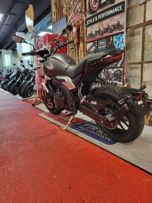 Voge 500AC