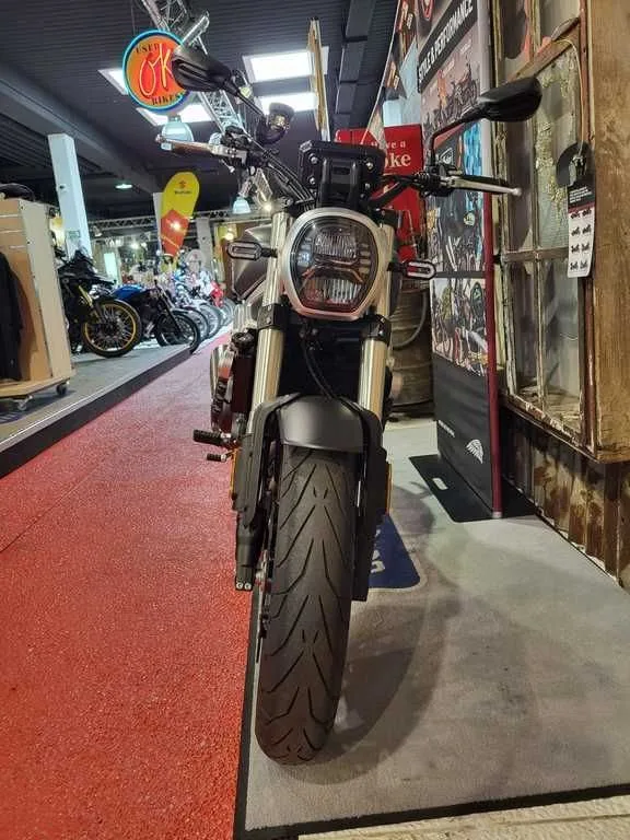 Voge 500AC