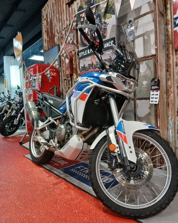 Aprilia Tuareg 660
