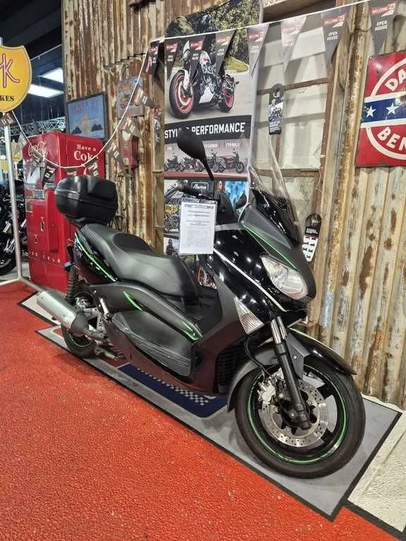 Yamaha Majesty YP250