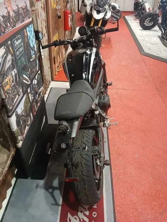 Yamaha XSR900