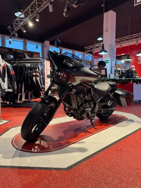 Honda CMX500 Rebel