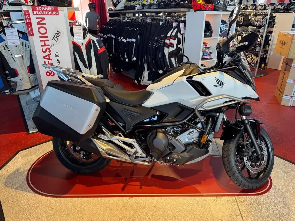 Honda NC750X DS DCT \*\*SHOWROOM-PAKET\*\*