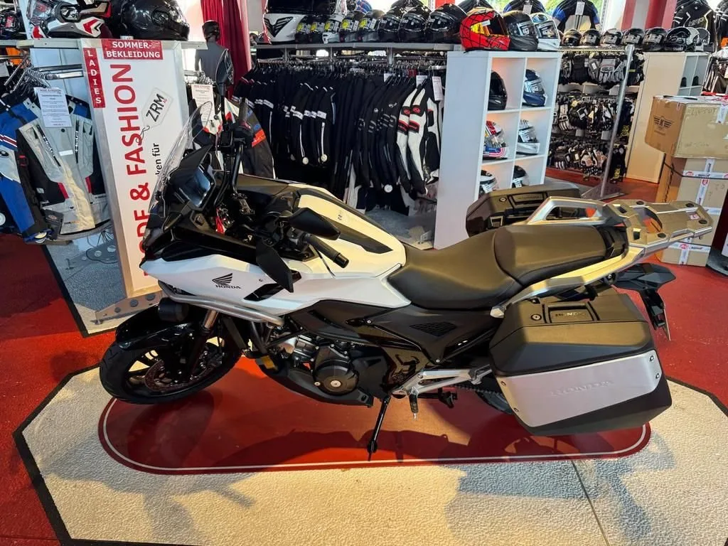 Honda NC750X DS DCT \*\*SHOWROOM-PAKET\*\*