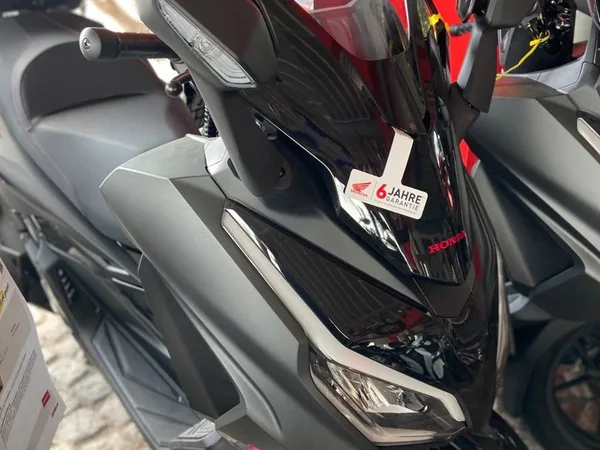 Honda Forza 350