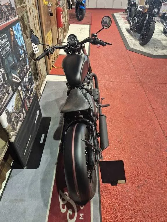 Triumph Bonneville Bobber Black