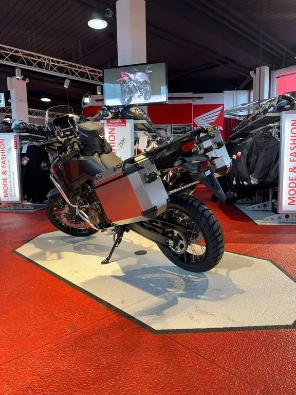 Honda CRF1100L Africa Twin