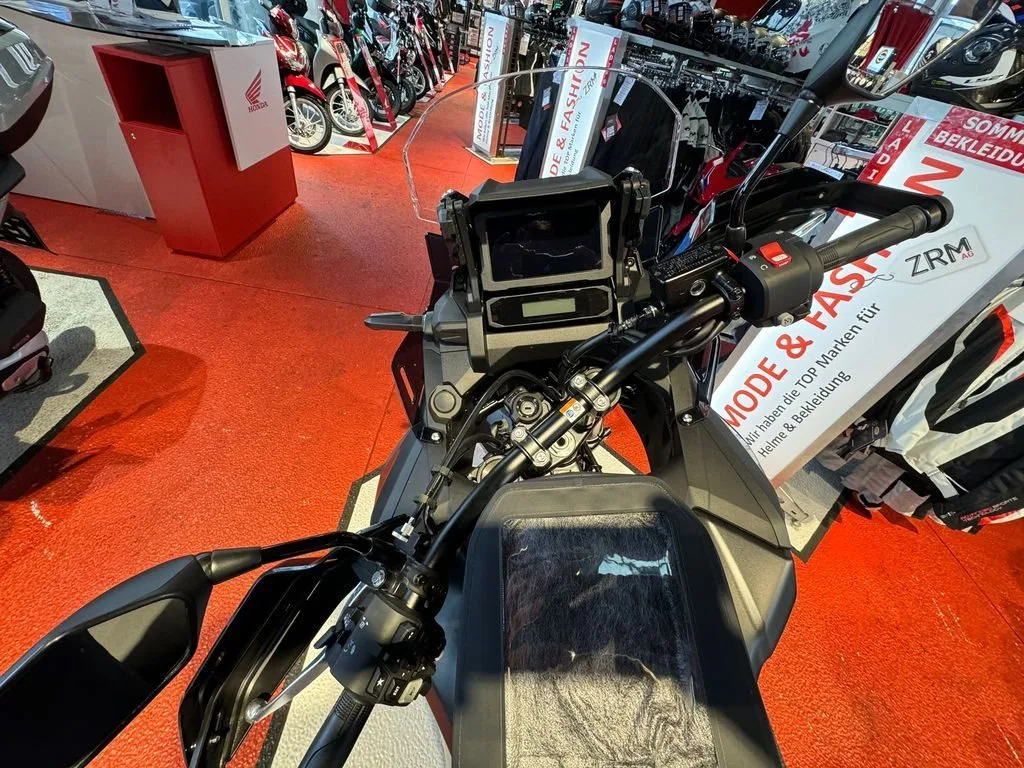 Honda CRF1100L Africa Twin