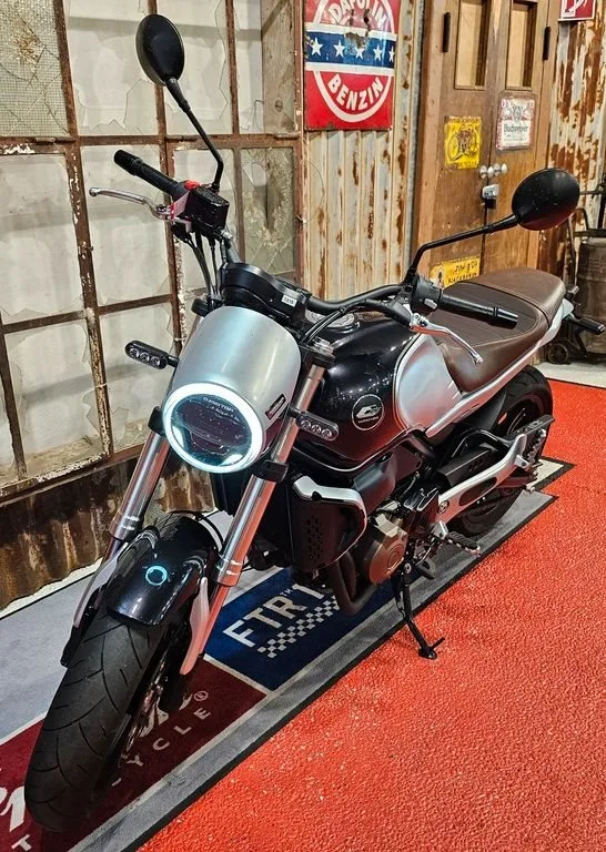 QJ Motor SRV 550
