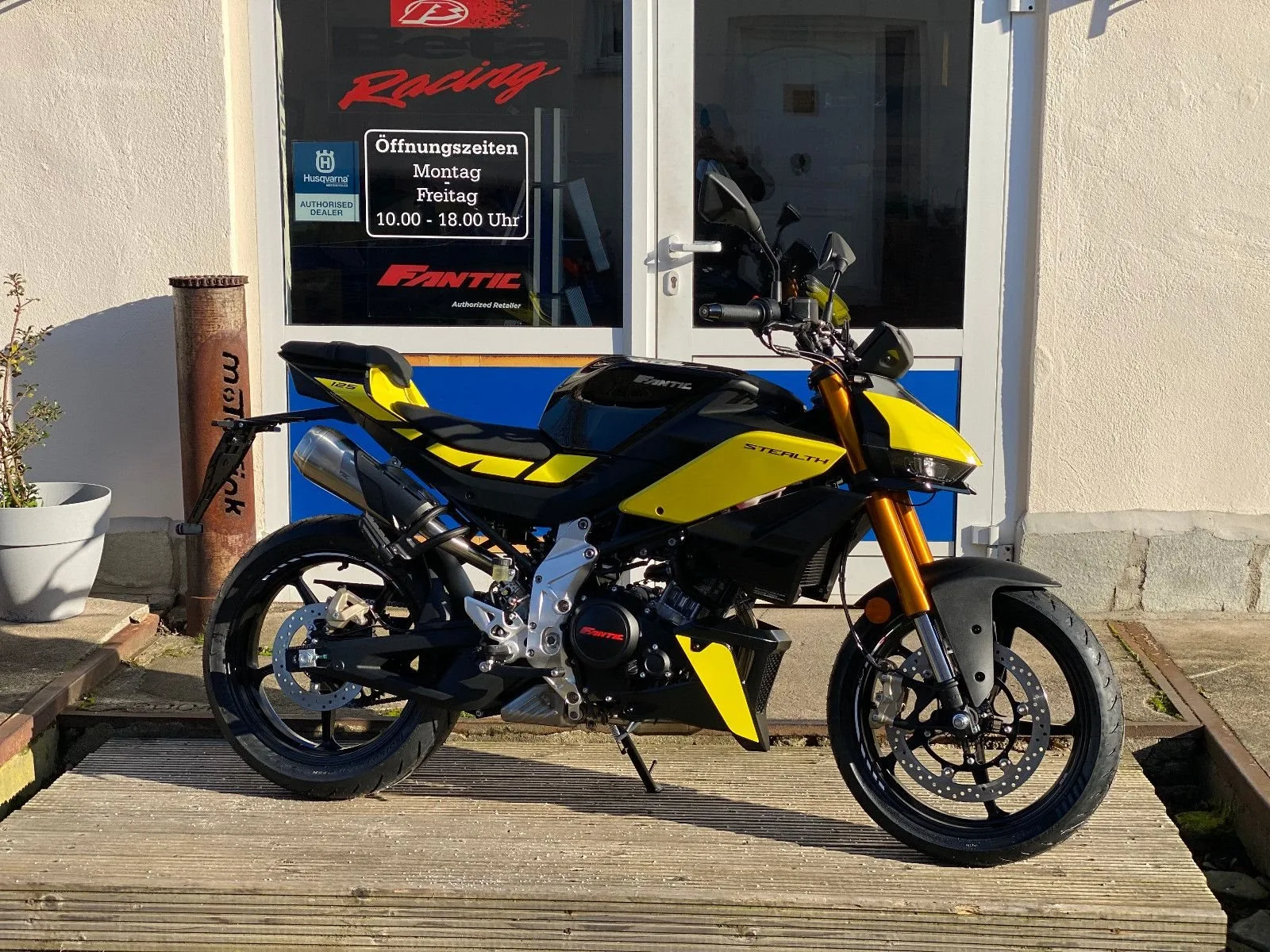 Fantic Stealth 125 MY 2025