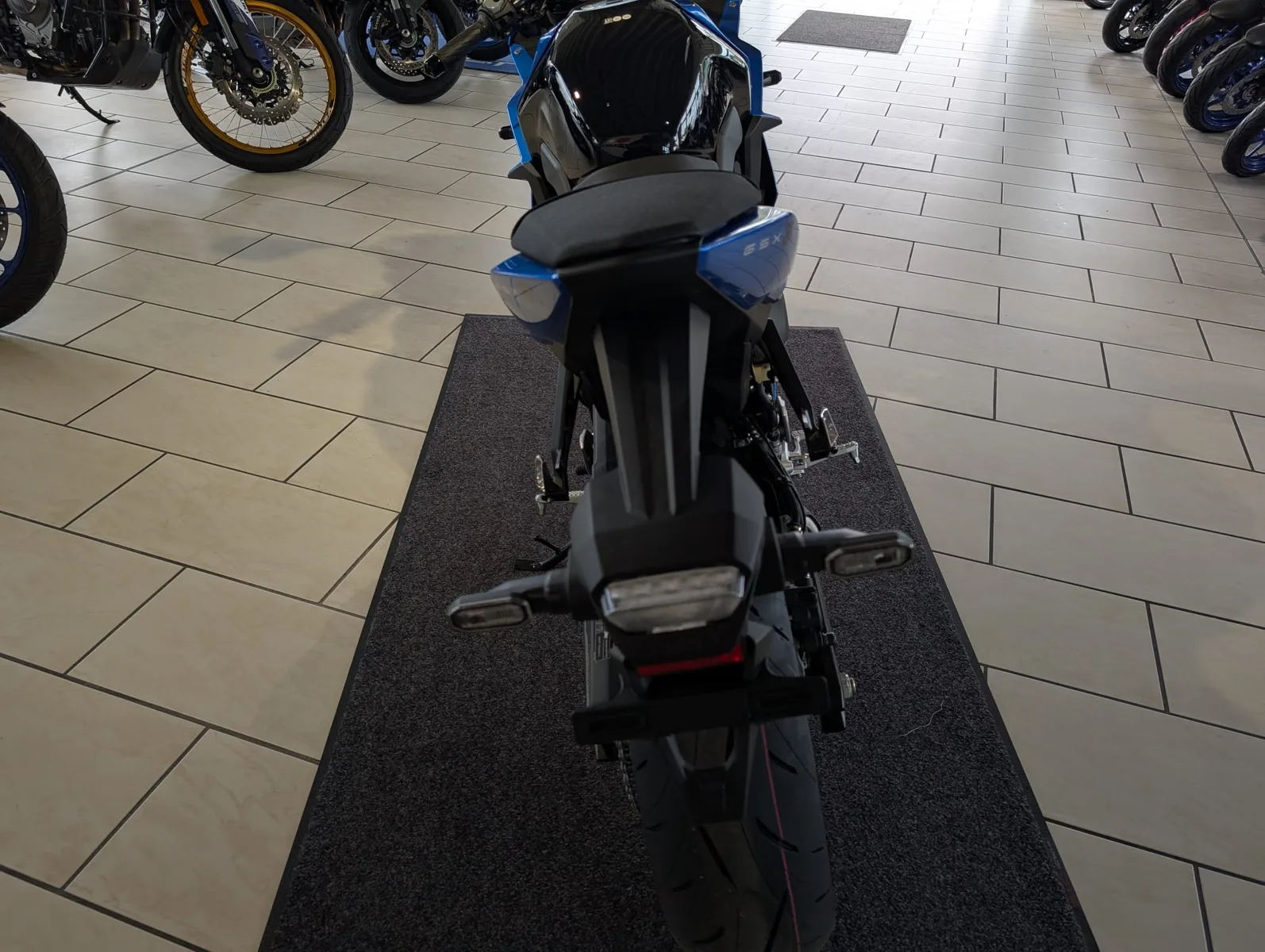 Suzuki GSX-8R AM5