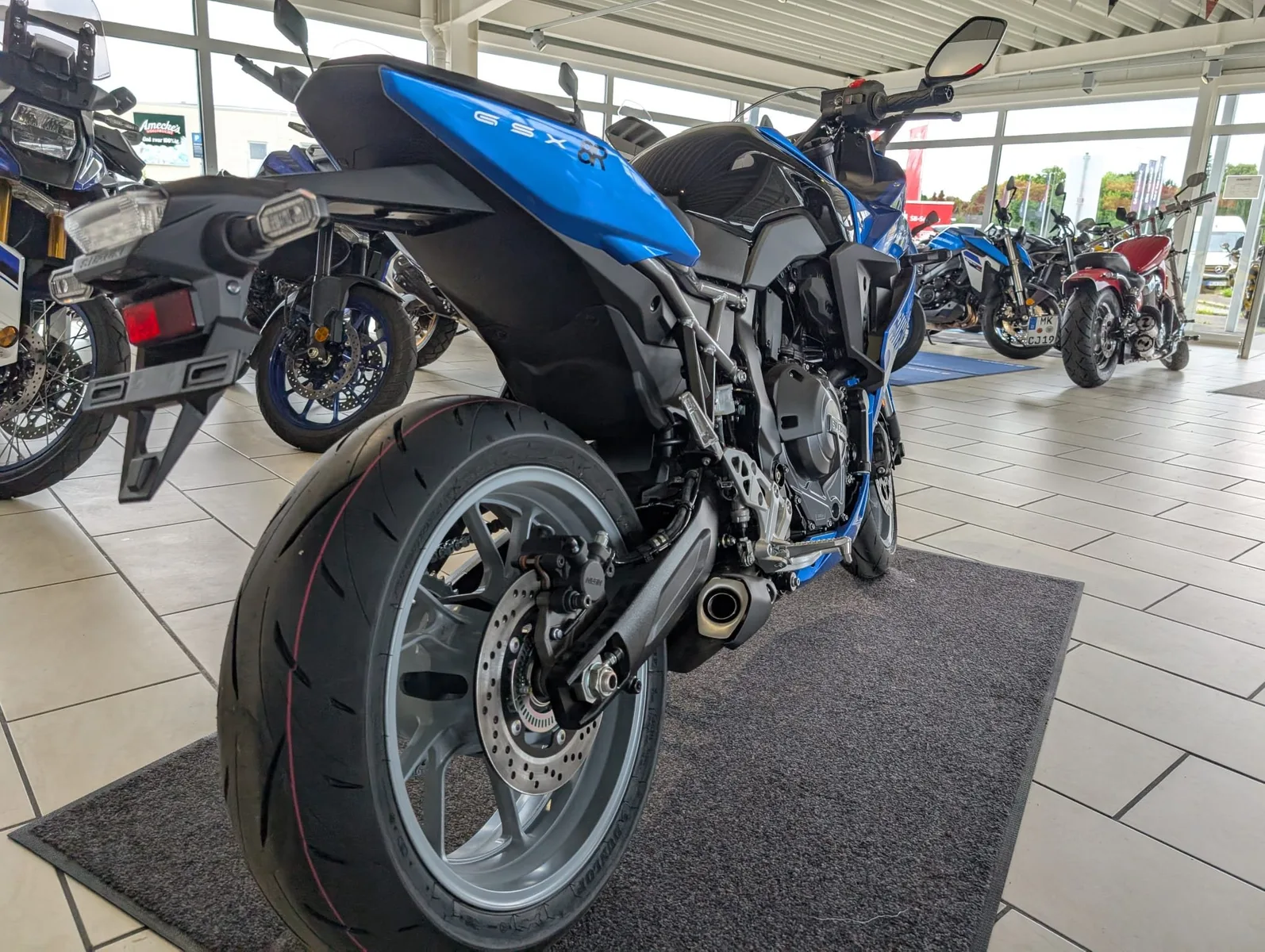 Suzuki GSX-8R AM5