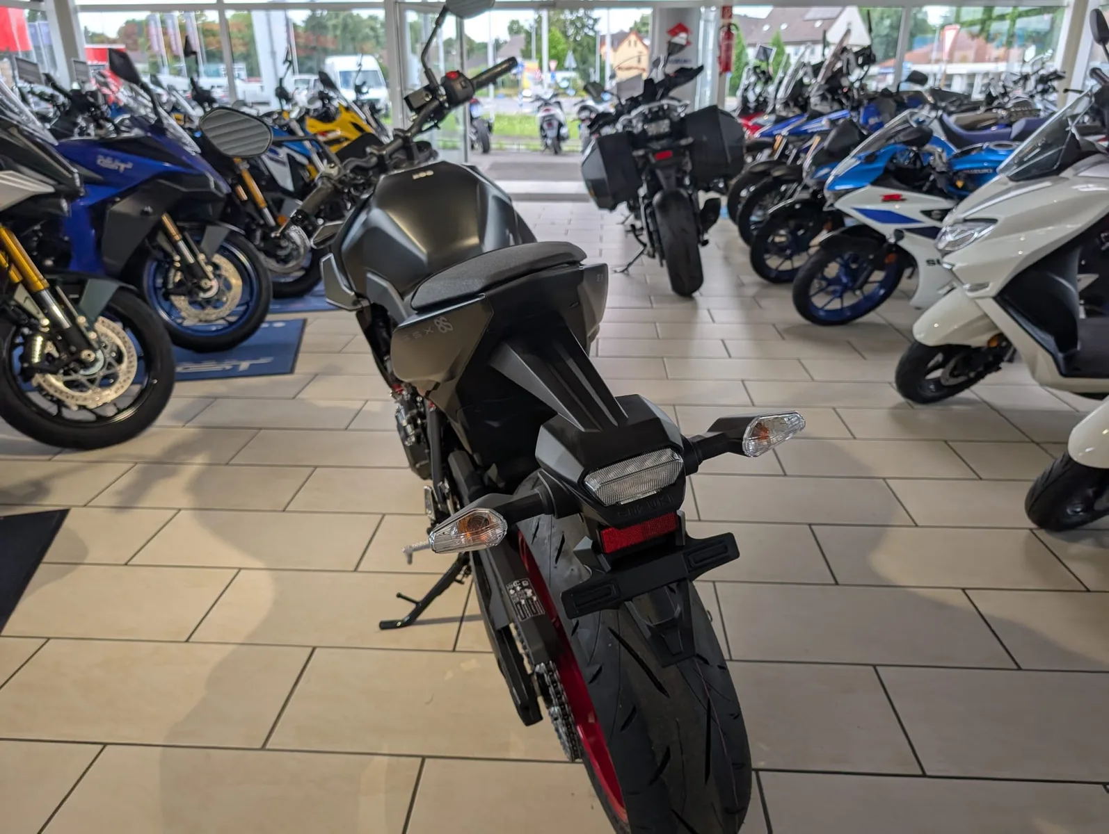 Suzuki GSX-8S AM5