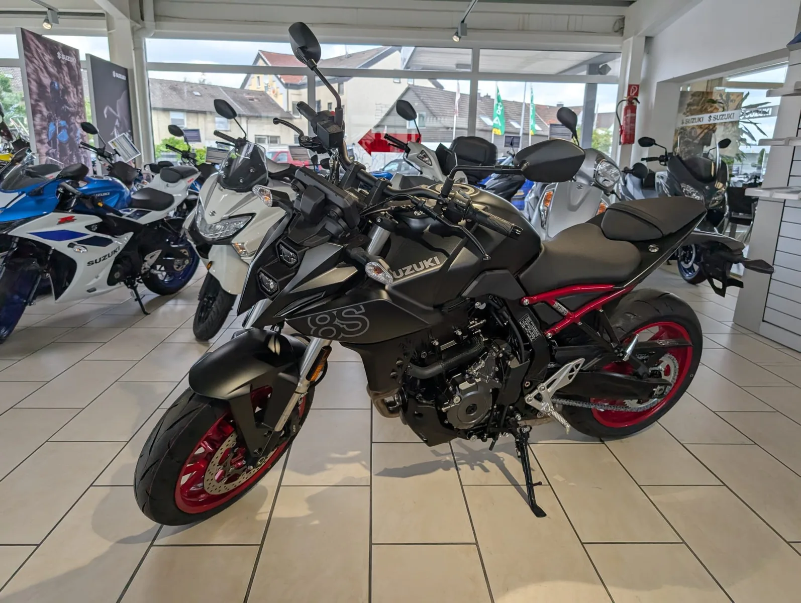 Suzuki GSX-8S AM5