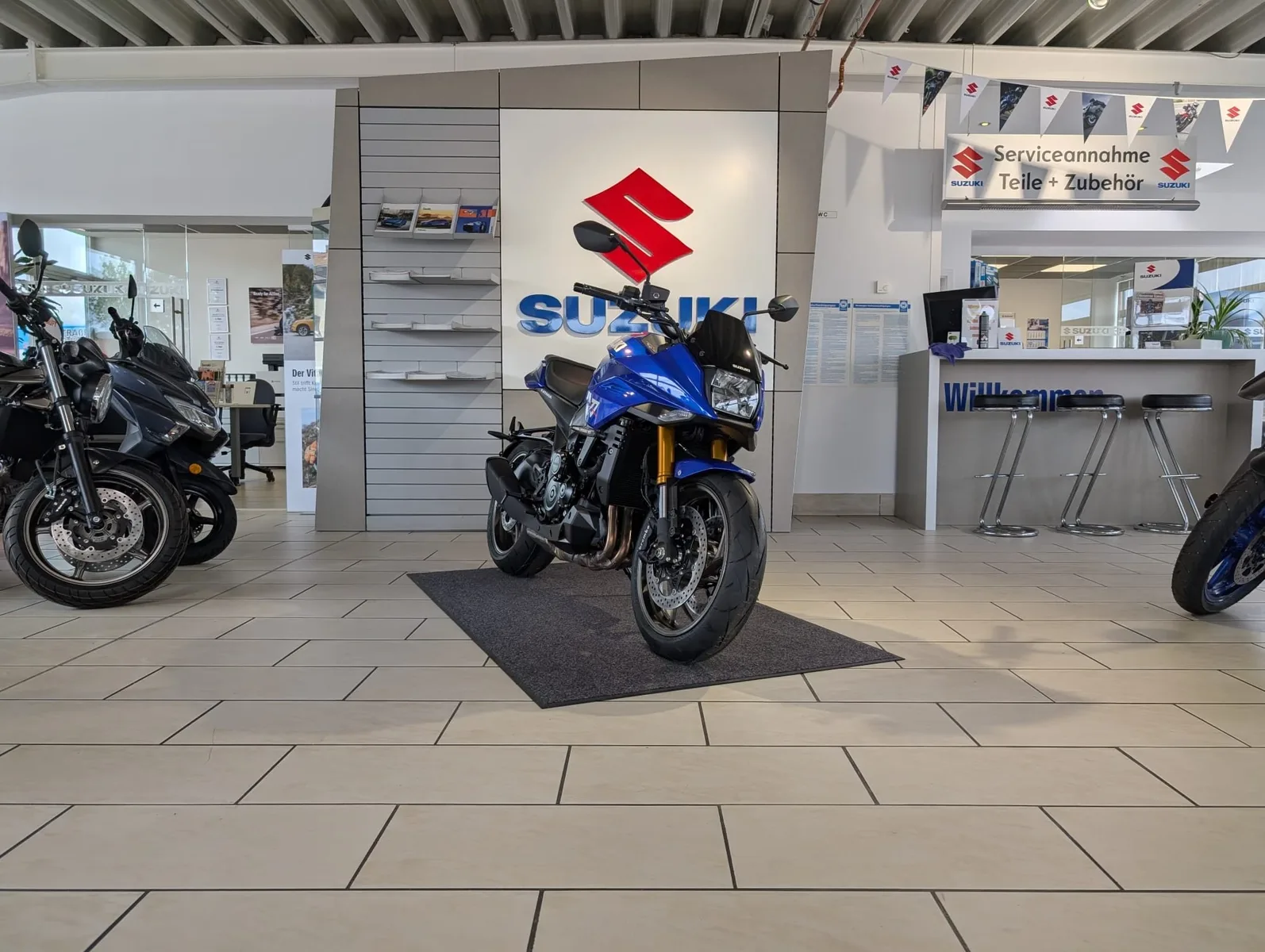 Suzuki GSX-S1000 Katana