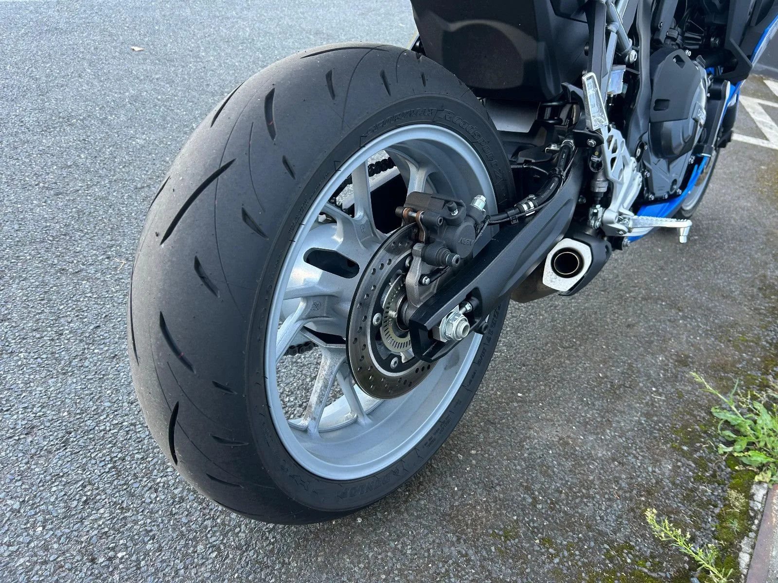 Suzuki GSX-8R