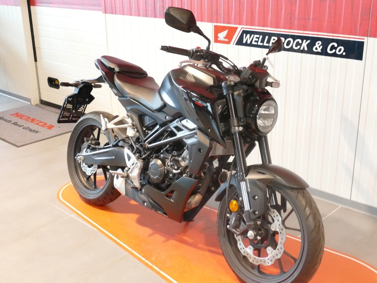 Honda CB125R