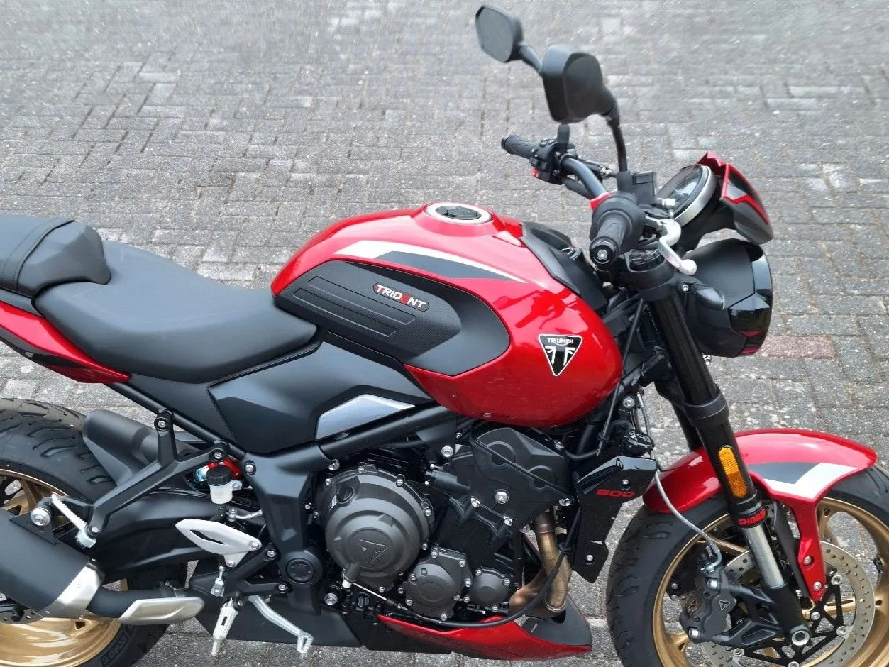 Triumph Trident 800