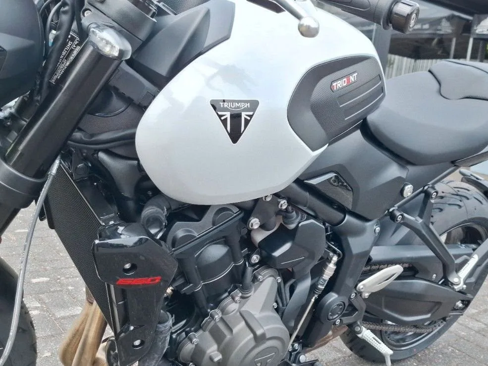 Triumph Trident 660