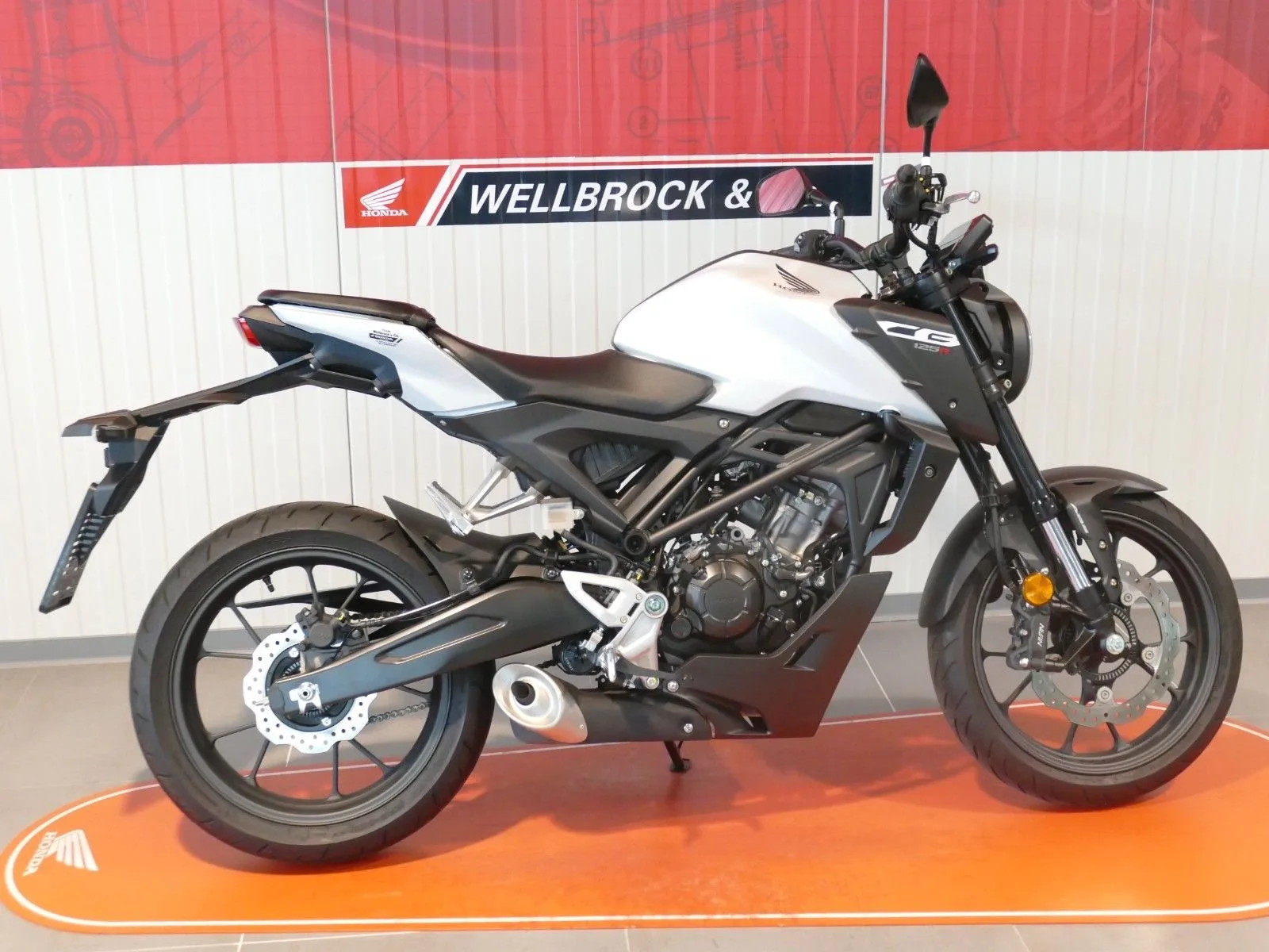 Honda CB125R