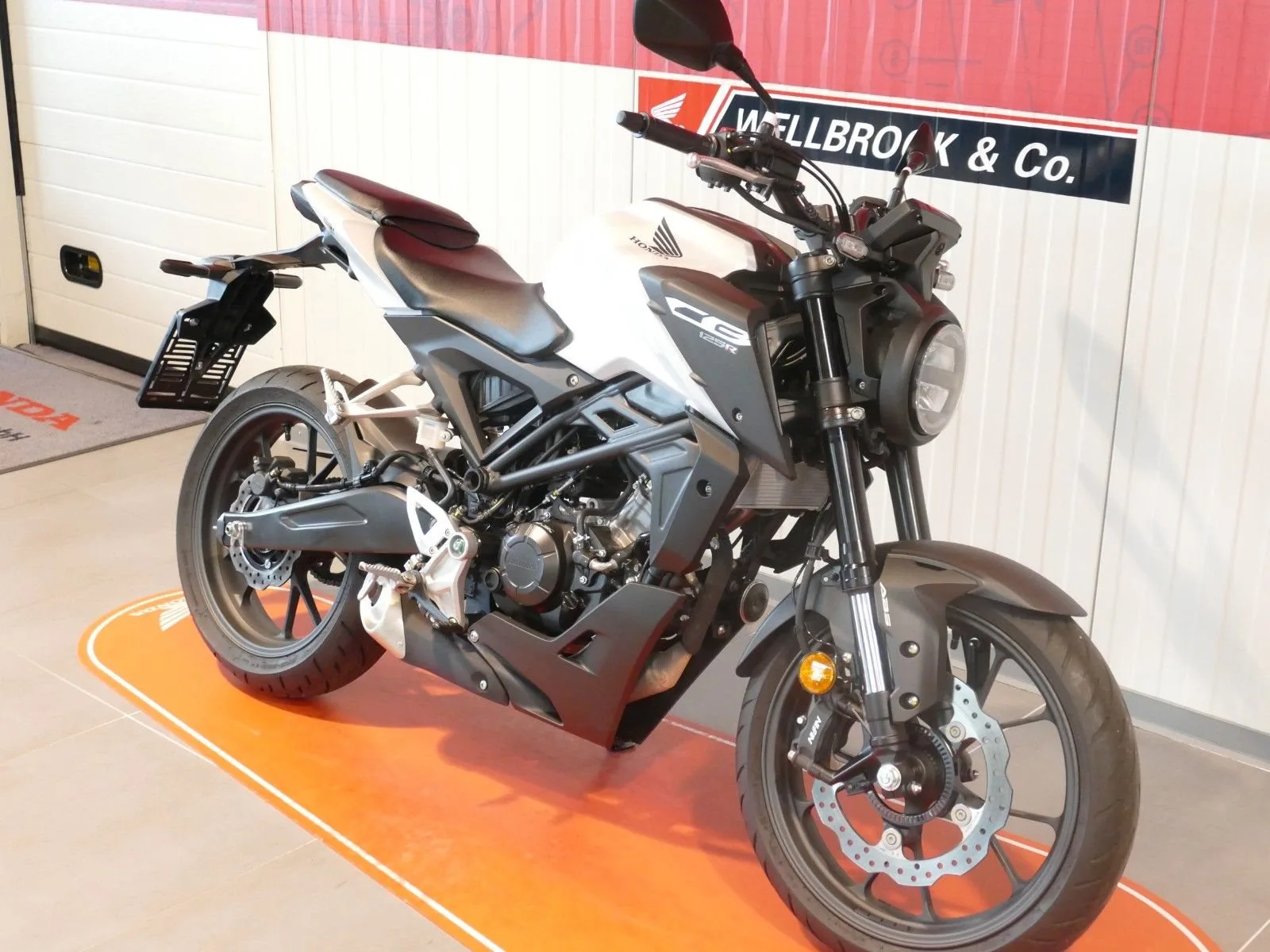Honda CB125R