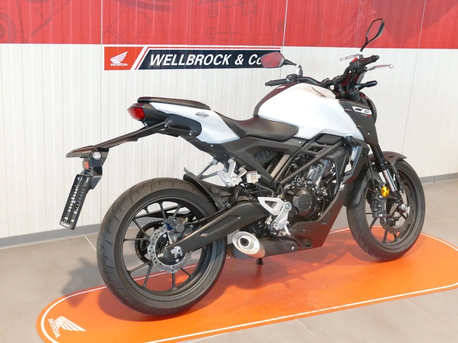 Honda CB125R