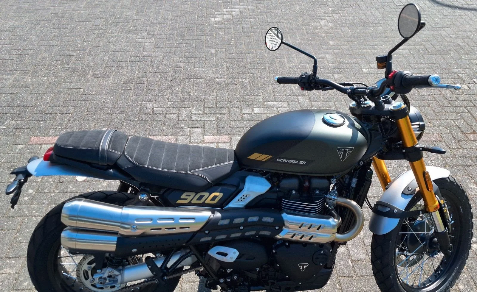Triumph Scrambler 900