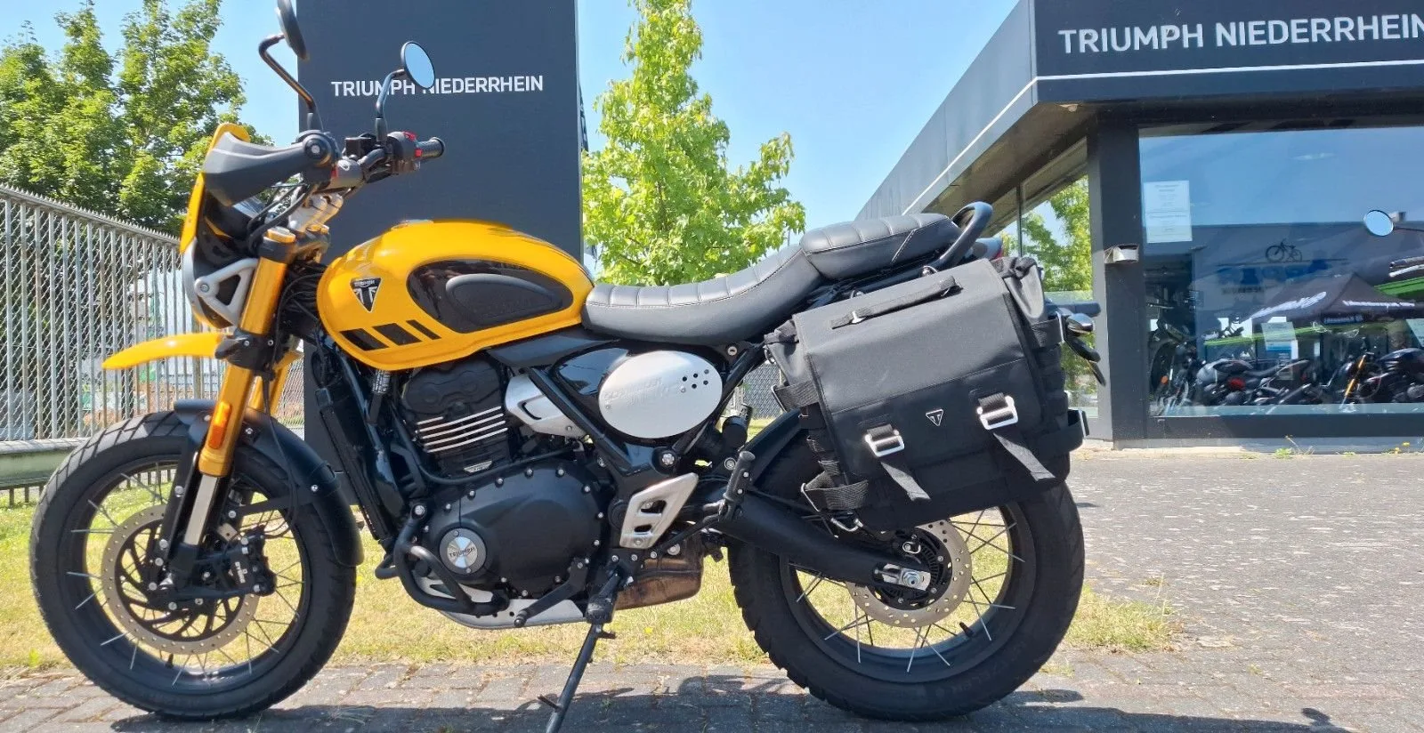 Triumph Scrambler 400 XC
