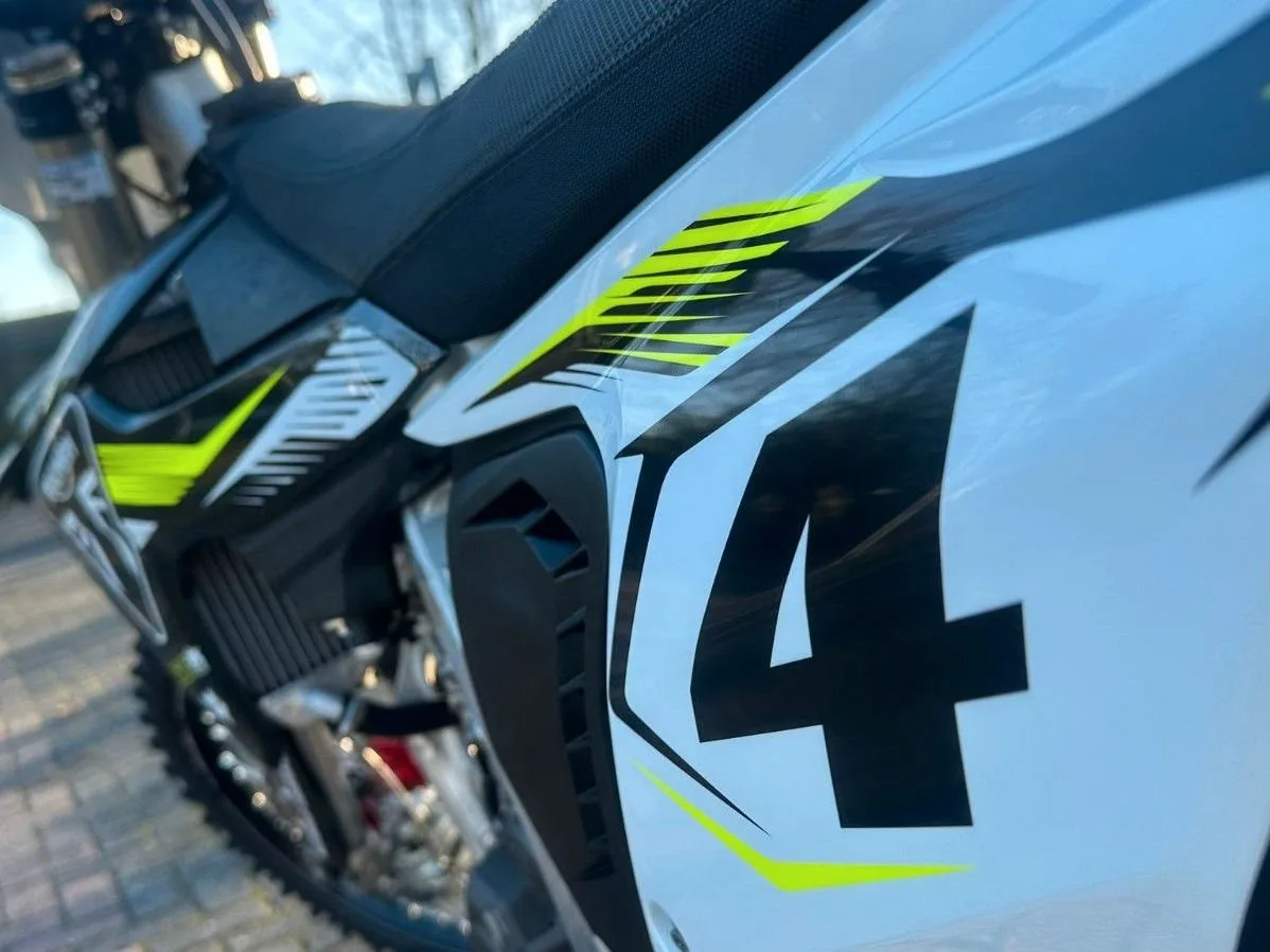Triumph TF 450-RC EDITION