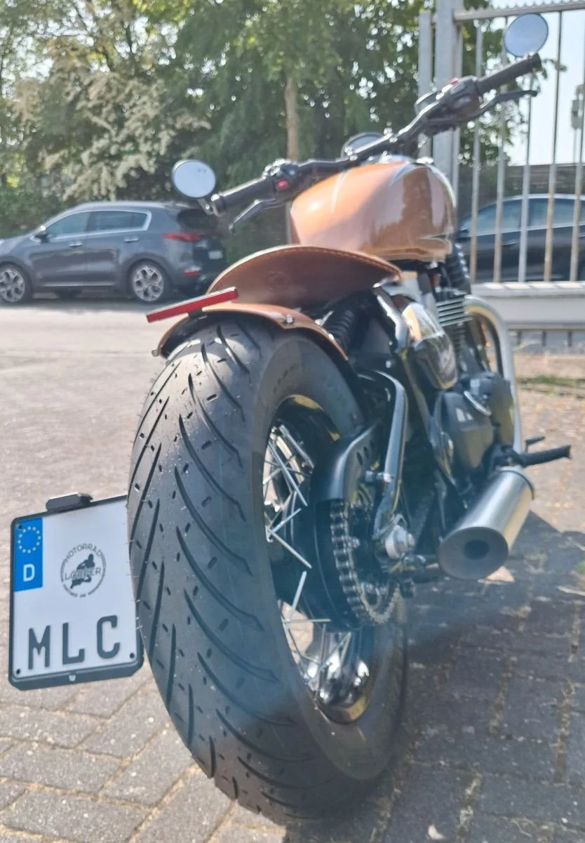 Triumph Bonneville Bobber Bronze Edition