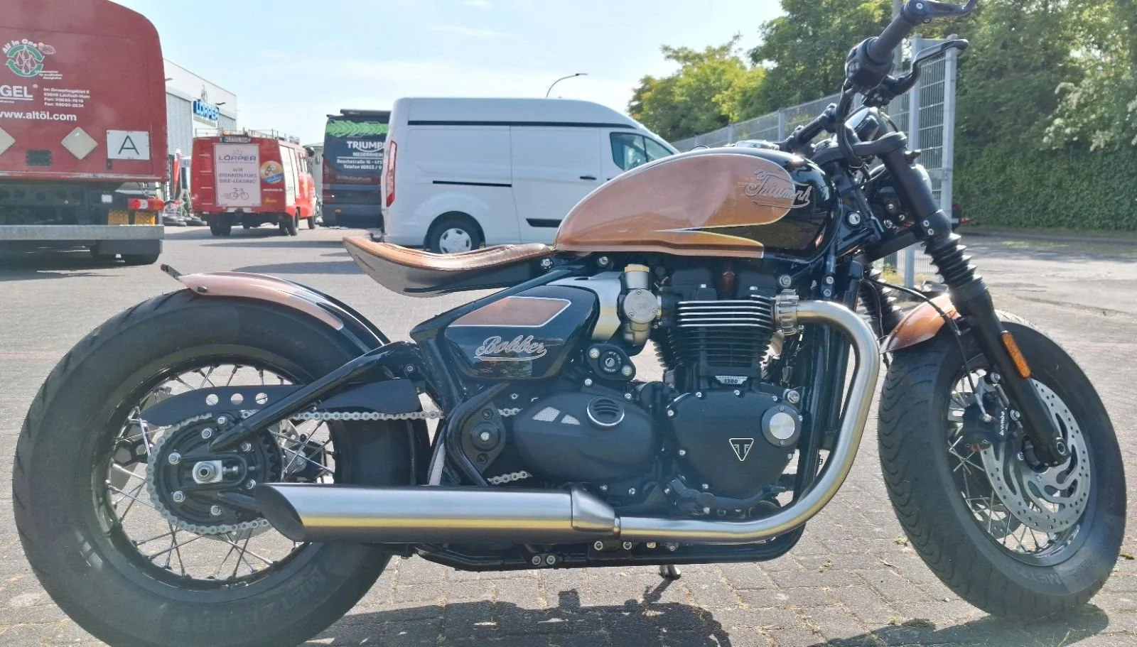 Triumph Bonneville Bobber Bronze Edition
