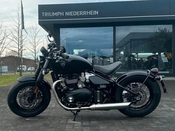 Triumph Bonneville Bobber