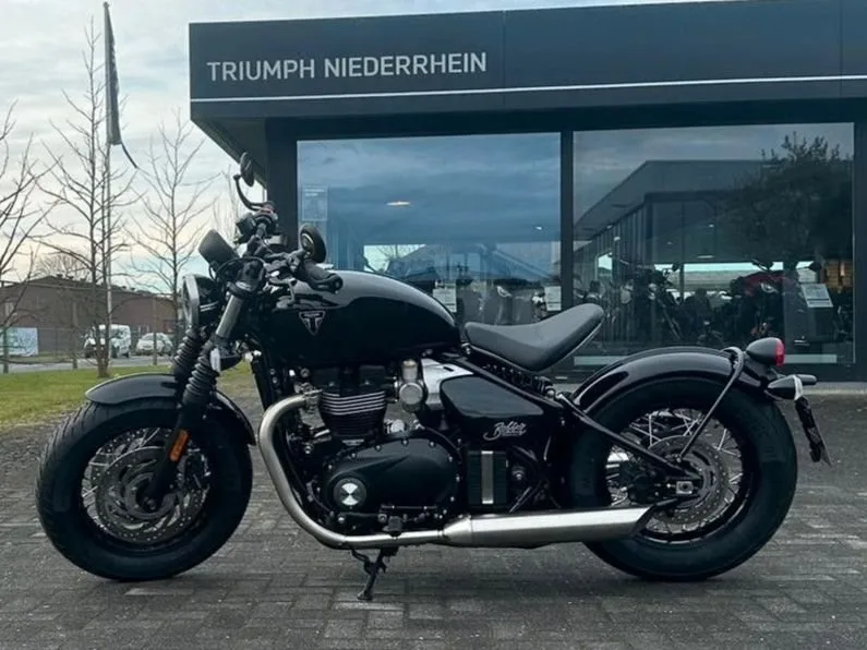 Triumph Bonneville Bobber
