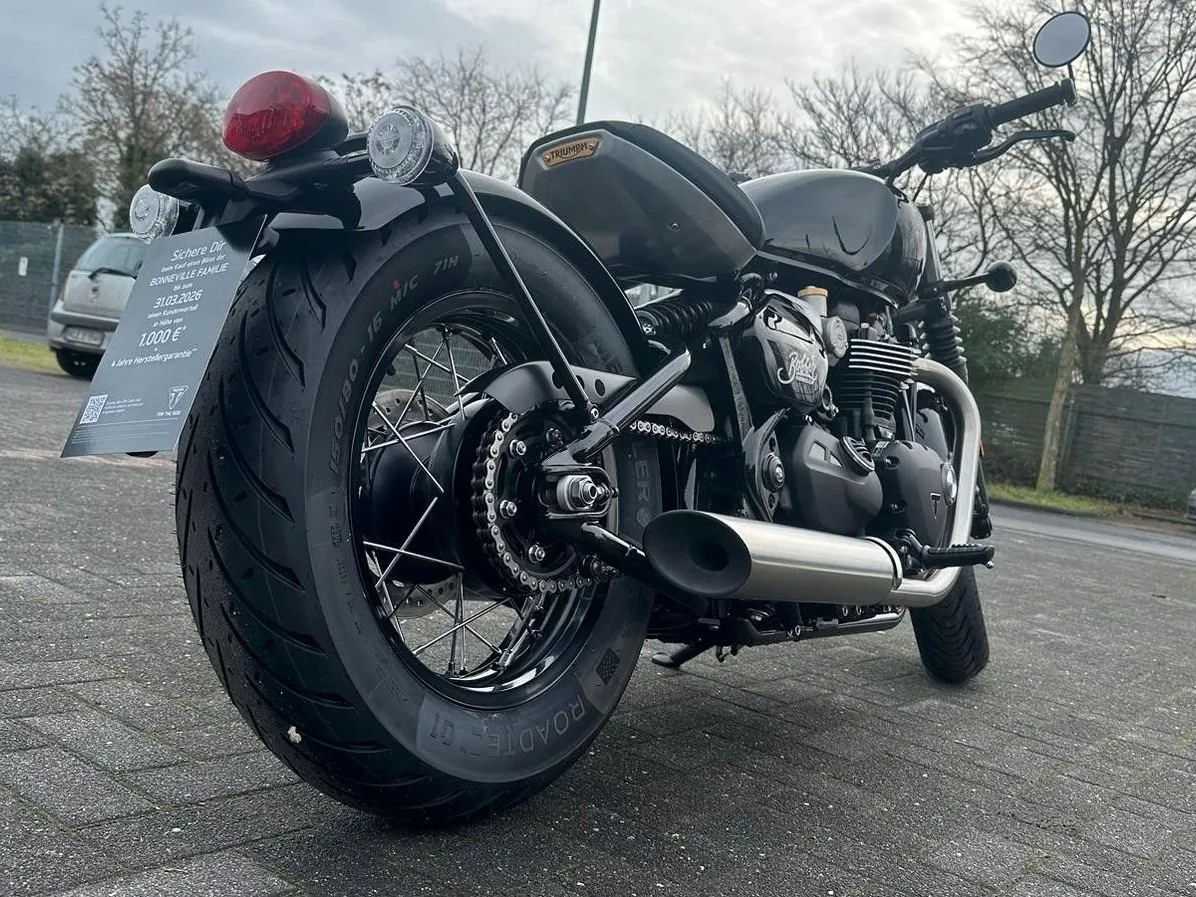 Triumph Bonneville Bobber