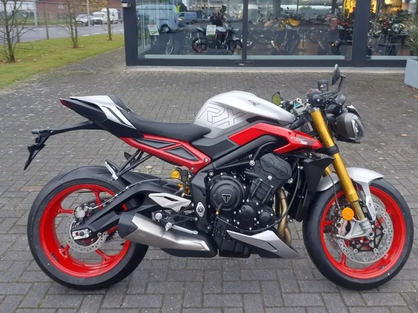 Triumph Street Triple 765 RX