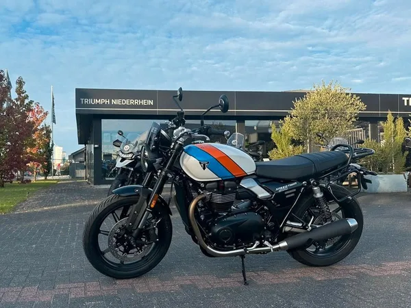 Triumph Speed Twin 900