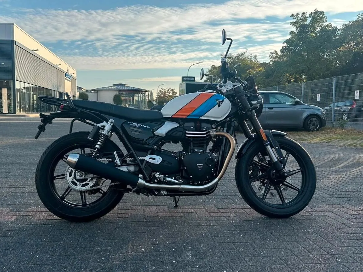 Triumph Speed Twin 900