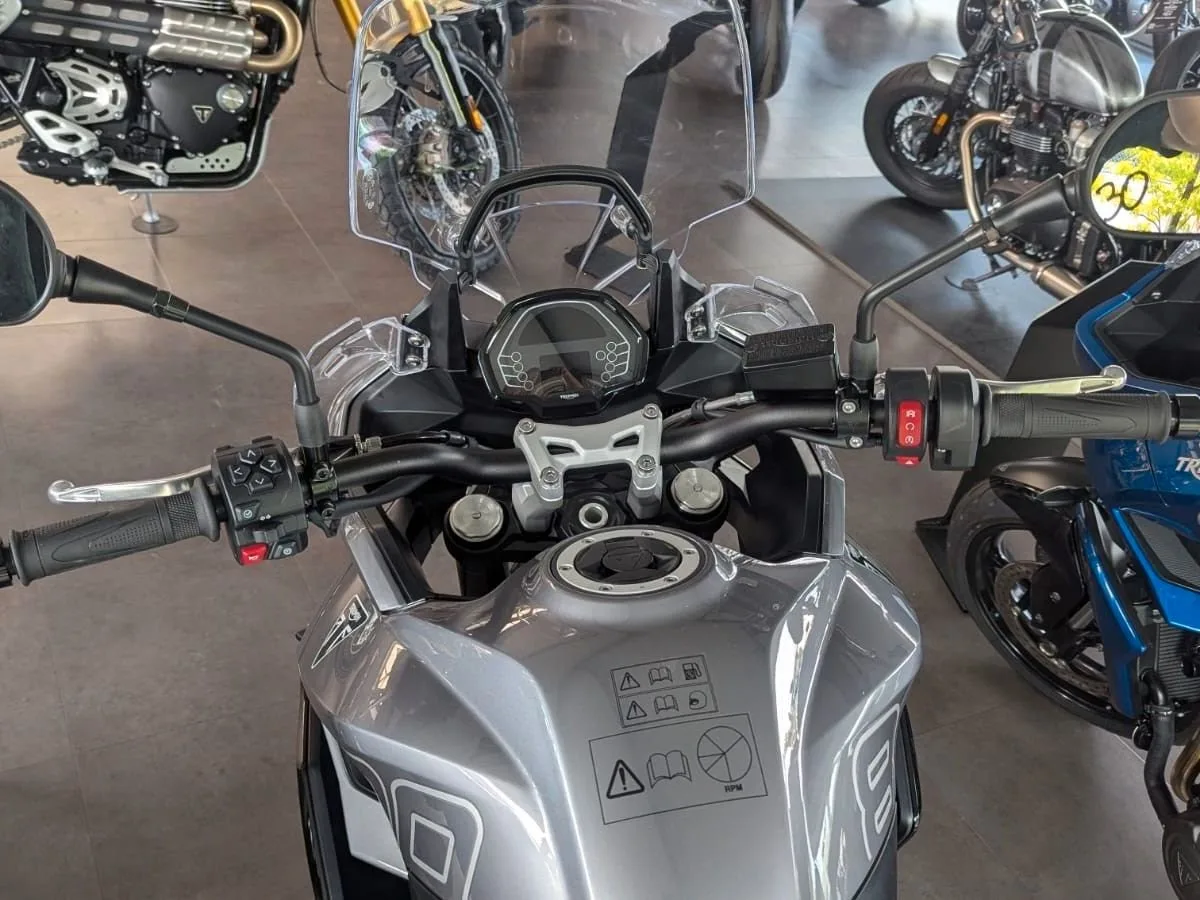 Triumph Tiger Sport 800