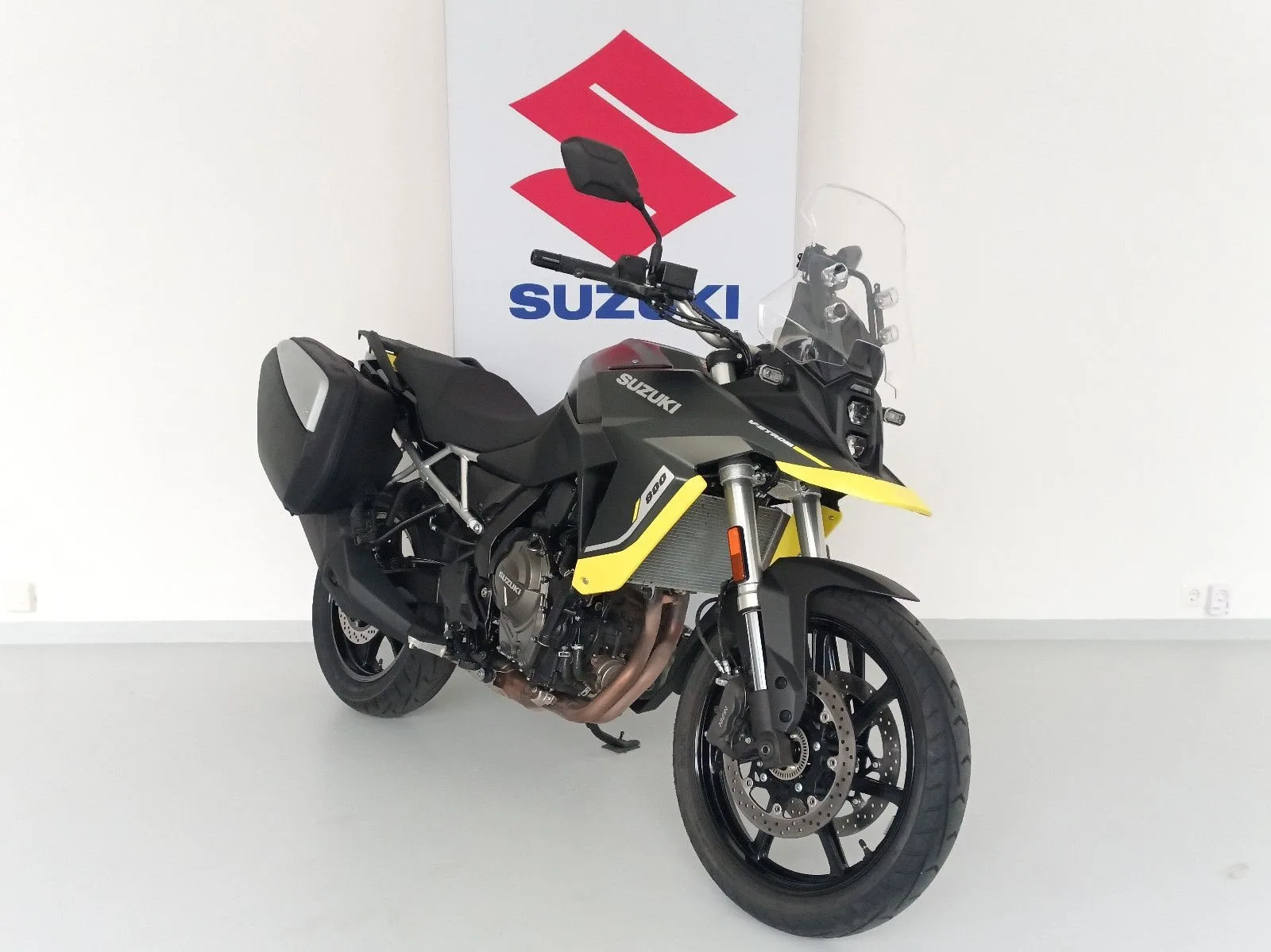 Suzuki V-Strom 800