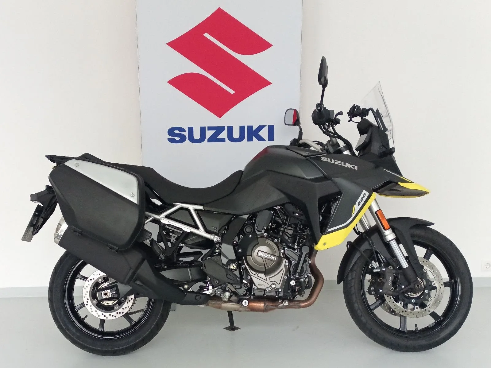 Suzuki V-Strom 800
