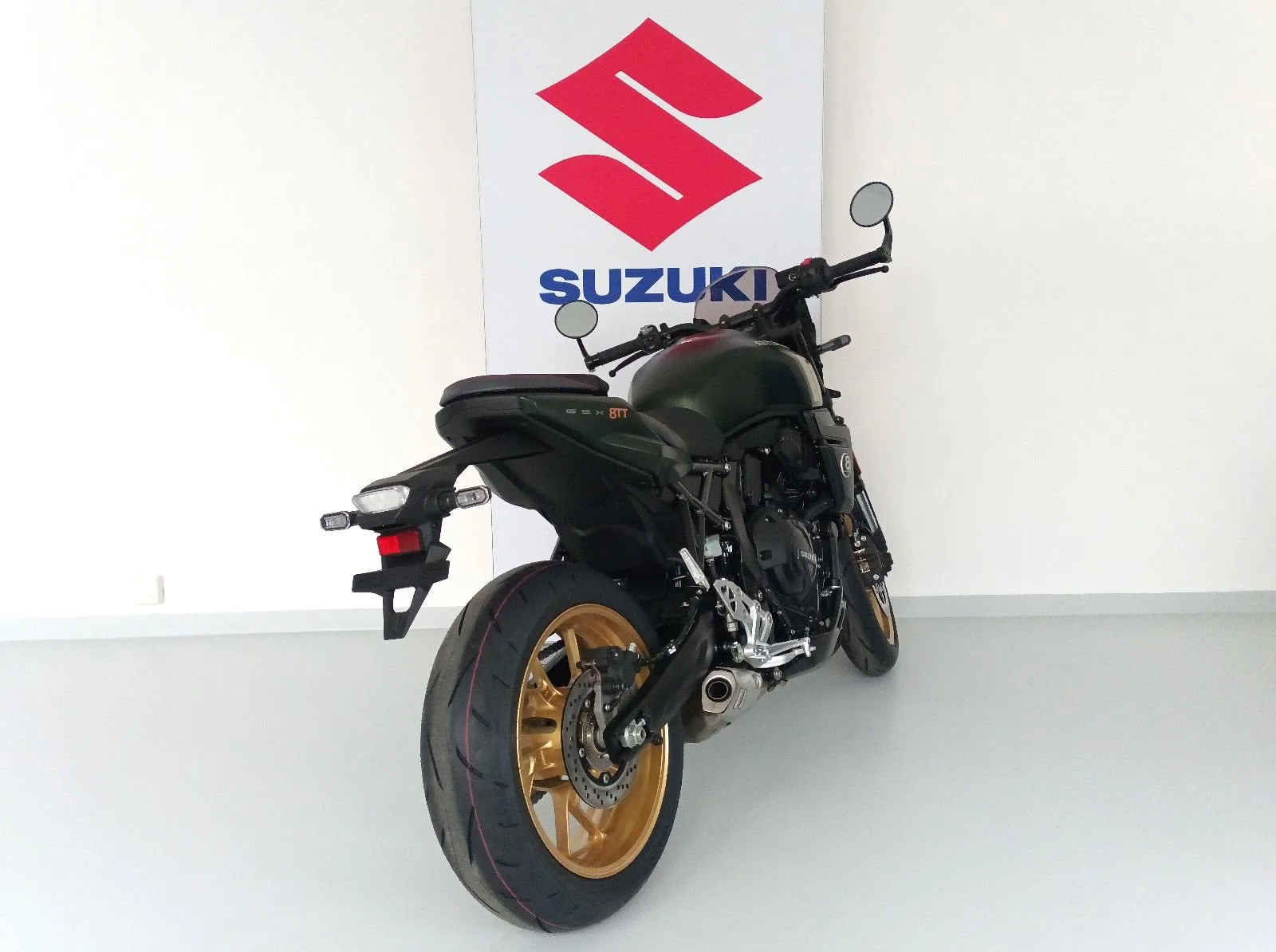Suzuki GSX-8TT