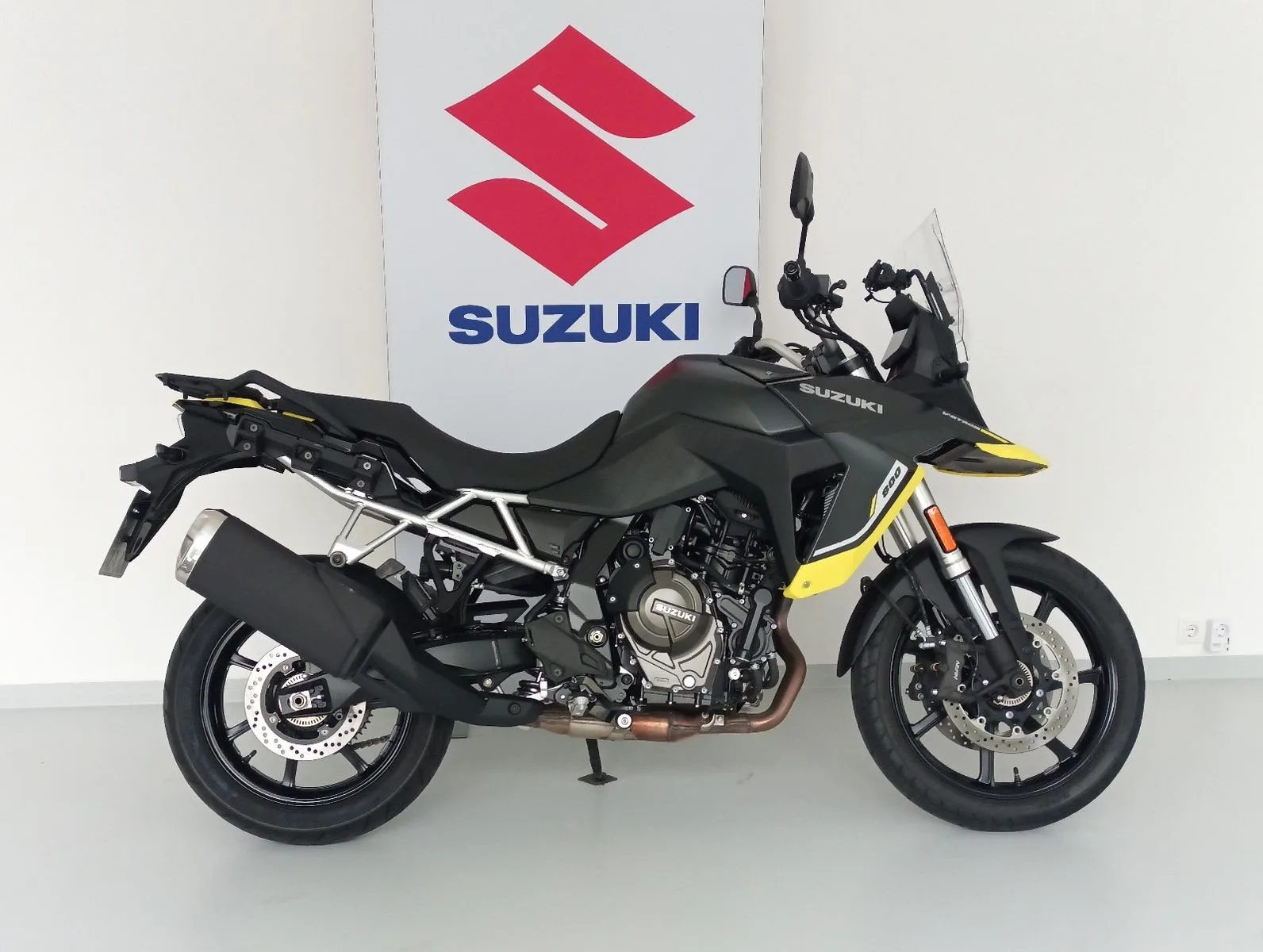 Suzuki V-Strom 800
