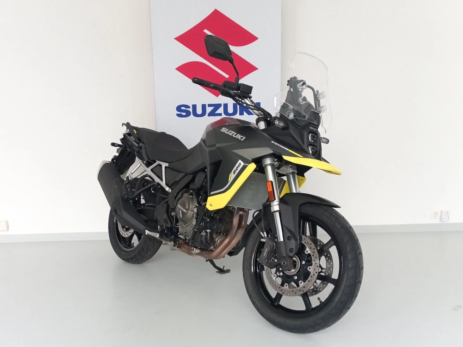 Suzuki V-Strom 800