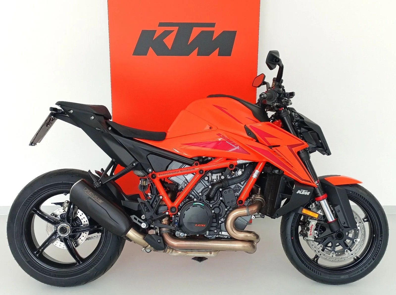 KTM 1390 Super Duke R