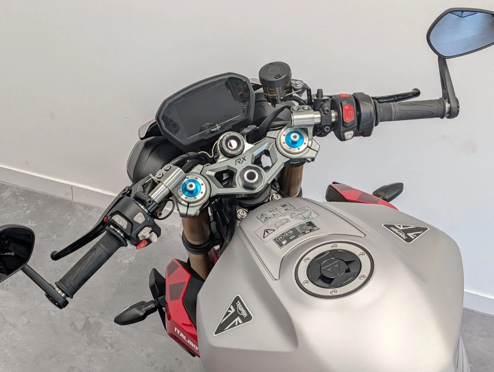 Triumph Street Triple 765 RX