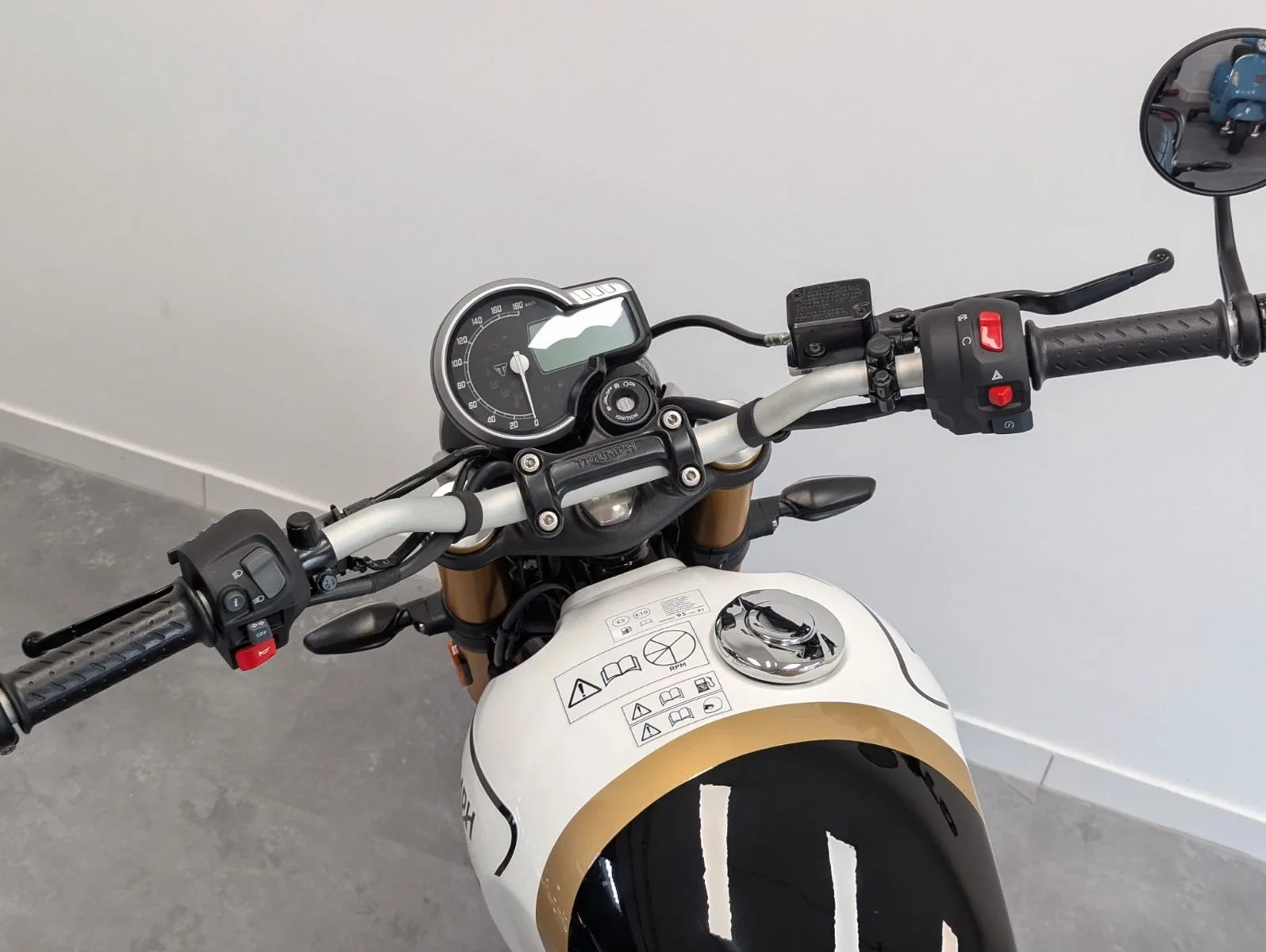 Triumph Speed 400