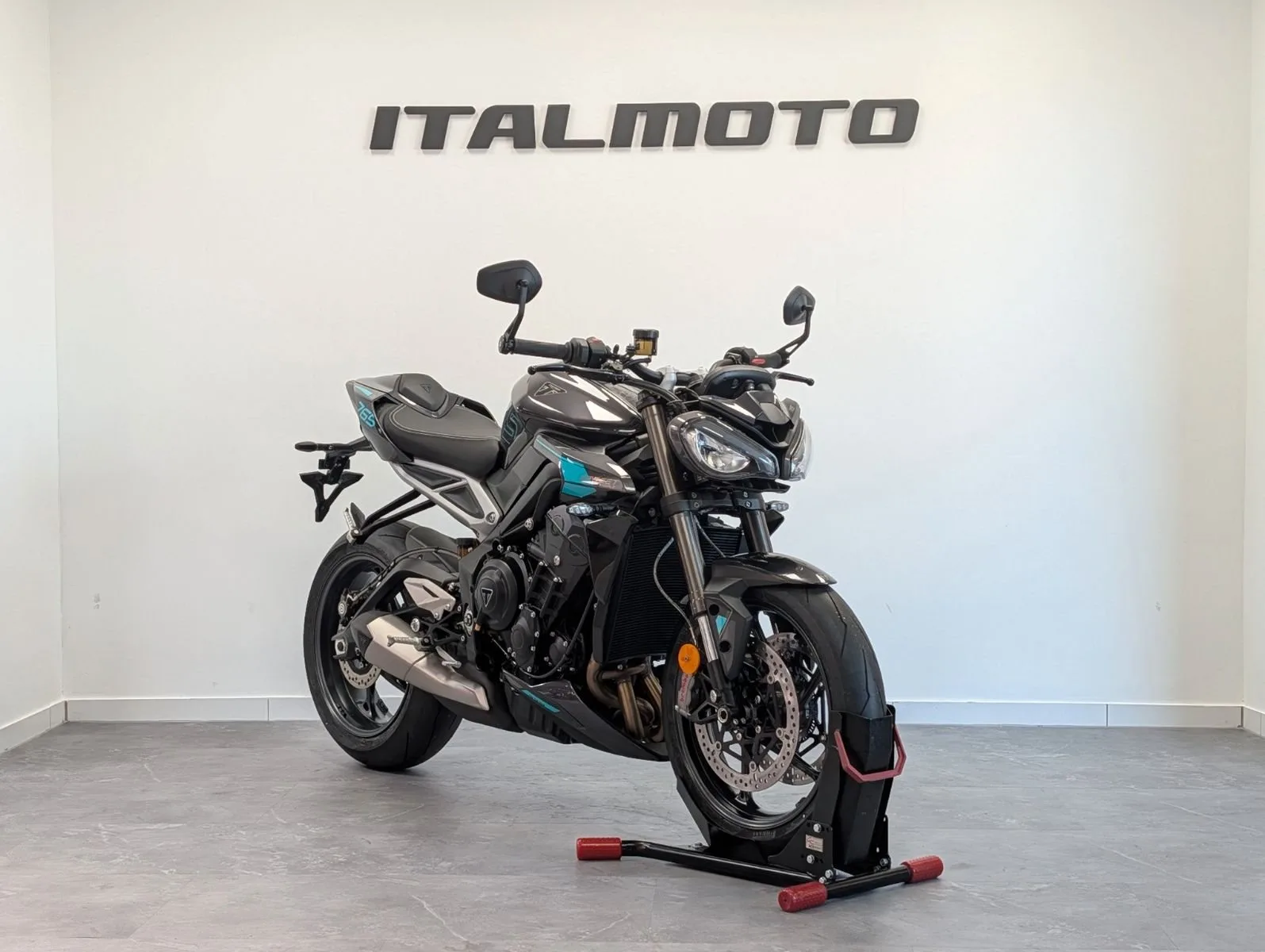 Triumph Street Triple 765 RS
