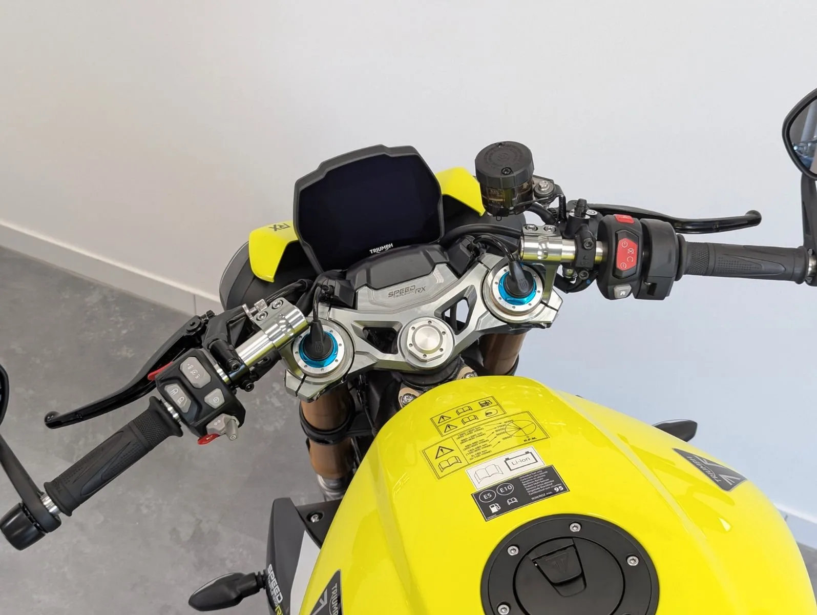 Triumph Speed Triple 1200 RX